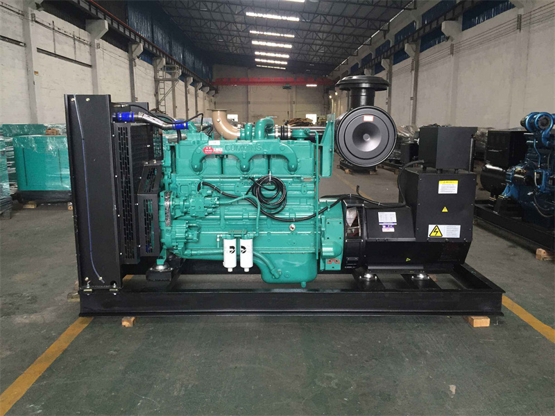 河南柴油发电机组过载运行时降低转速有哪些注意事项？